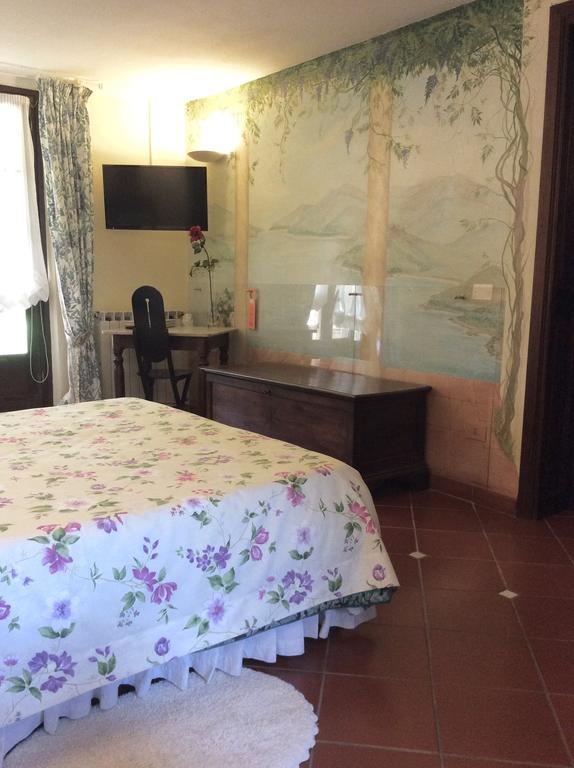 B&B Il Portico サルツァーナ 部屋 写真