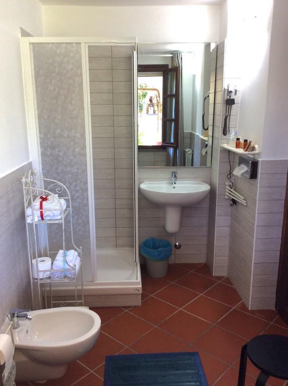 B&B Il Portico サルツァーナ 部屋 写真
