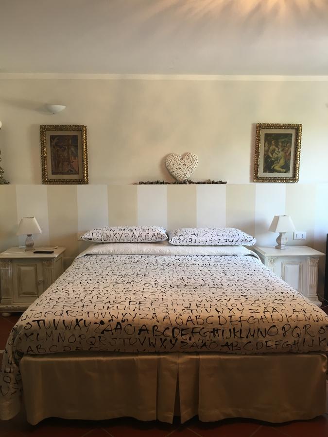 B&B Il Portico サルツァーナ エクステリア 写真
